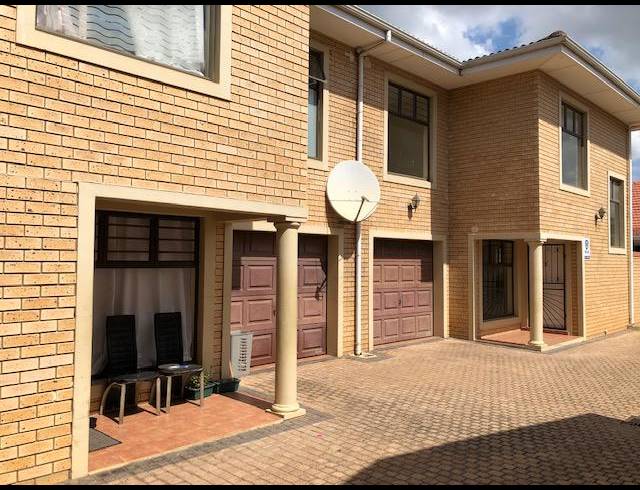 3 BEDROOM DUPLEX RENTED IN OVERPORT